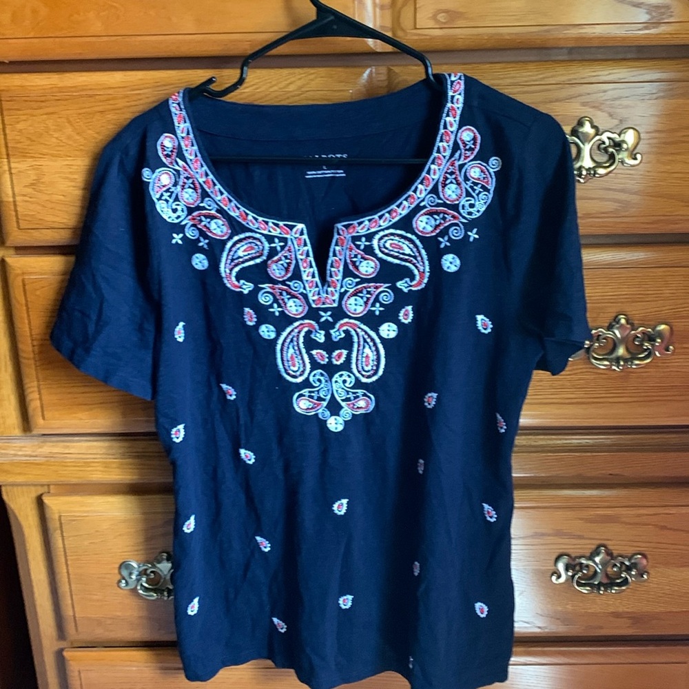 Women’s Talbots L Cotton Blouse.